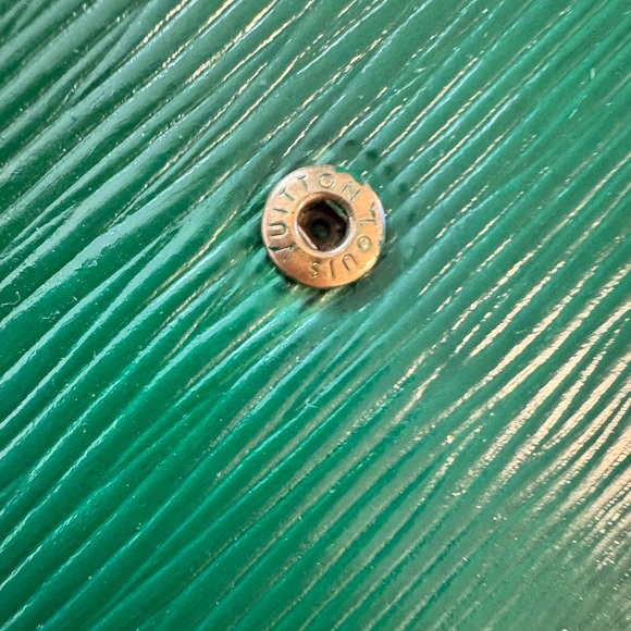 Louis Vuitton Epi Porte Tresor International Leather Trifold Wallet converted - Picture 10 of 15